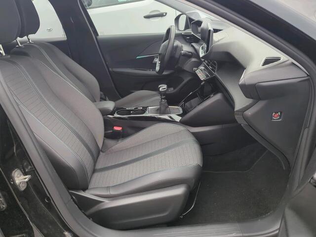 Peugeot 208 1.2 PureTech Allure Pack ALL-INRIJKLAARPRIJS/Apple-Carplay/Keyless/Donker glas/16"Velgen