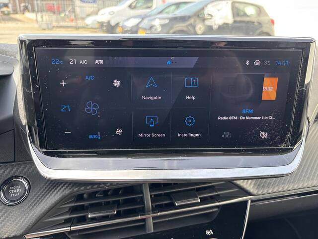 Peugeot 208 1.2 Hybrid 145 e-DCS6 GT | Rijklaar geleverd incl 12 maanden BOVAG garantie! |