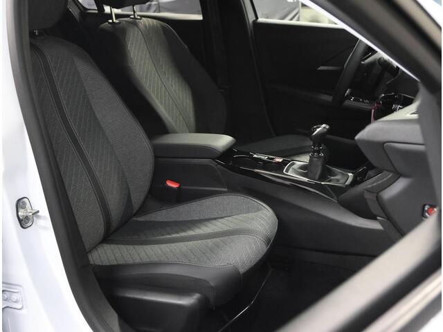 Peugeot 208 1.2 100PK Allure | 1ste eigenaar | AppleCarplay/Android Auto | LMV | 360'Camera | Cruise Control | Climate Control | Navigatie | FULL LED | Isofix | Privacy Glass | DAB Radio |