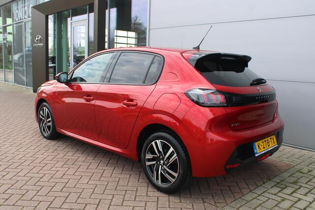 Peugeot 208 1.2 PureTech 100pk Allure Pack Automaat Airco Navi Camera Carplay 11.809km Nieuwstaat