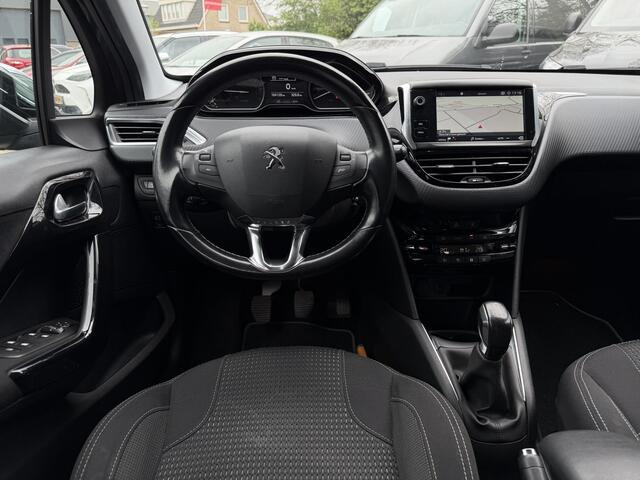 Peugeot 208 1.2 PureTech Allure Carplay Climate / Cruise Control