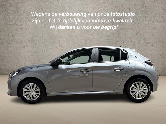 Peugeot 208 1.2 PureTech Sport (APPLE CARPLAY, NAVIGATIE, CRUISE, SPORTSTOELEN, LANE ASSIST, BLUETOOTH, NIEUWSTAAT)
