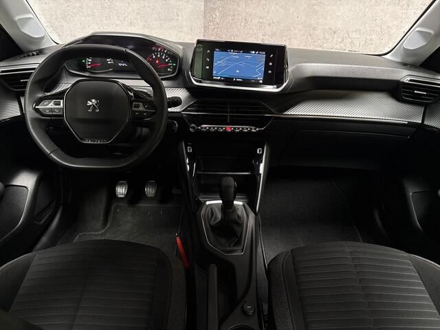Peugeot 208 1.2 PureTech Sport (APPLE CARPLAY, NAVIGATIE, CRUISE, SPORTSTOELEN, LANE ASSIST, BLUETOOTH, NIEUWSTAAT)
