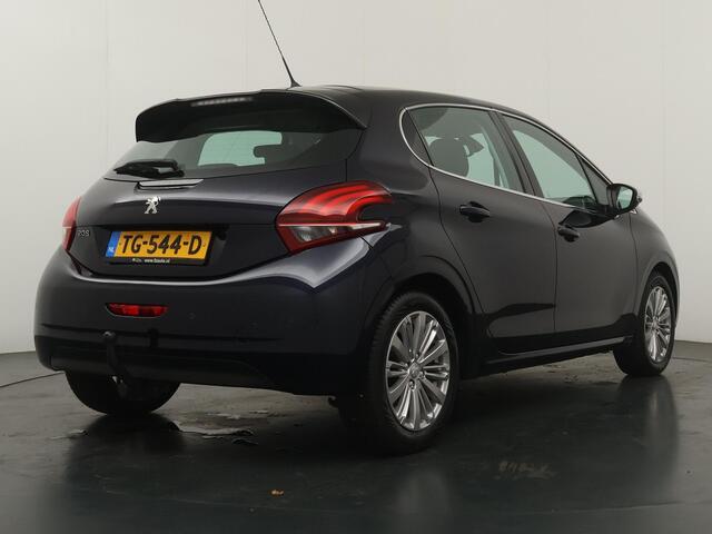 Peugeot 208 1.2 PureTech Blue Lease Executive - Navigatie - Climate Control - Trekhaak