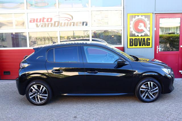Peugeot 208 1.2 PureTech Blue Lease Allure O.a: Camera, PDC, Carplay, Clima, Navi, Cruise, Etc. All-in prijs!