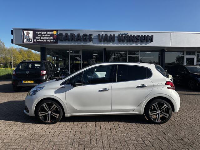 Peugeot 208 1.2 PureTech GT-line Panodak Nap