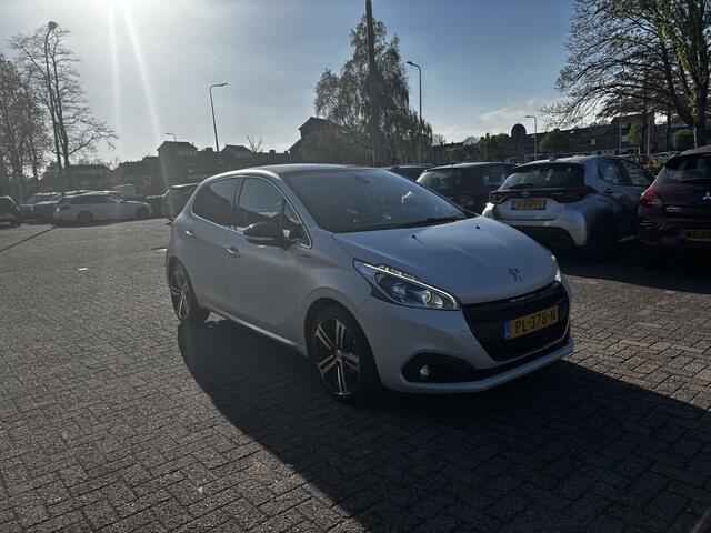 Peugeot 208 1.2 PureTech GT-line Panodak Nap