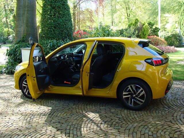 Peugeot 208 1.2 PureTech Allure Pack