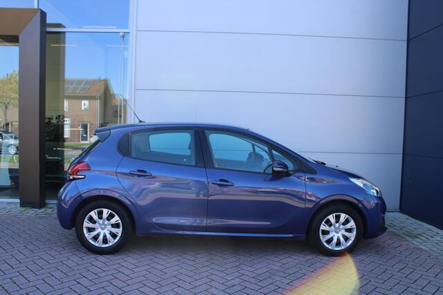 Peugeot 208 1.2 PureTech Blue Lion Airco Navi Carplay 36dkm Dealer onderhouden