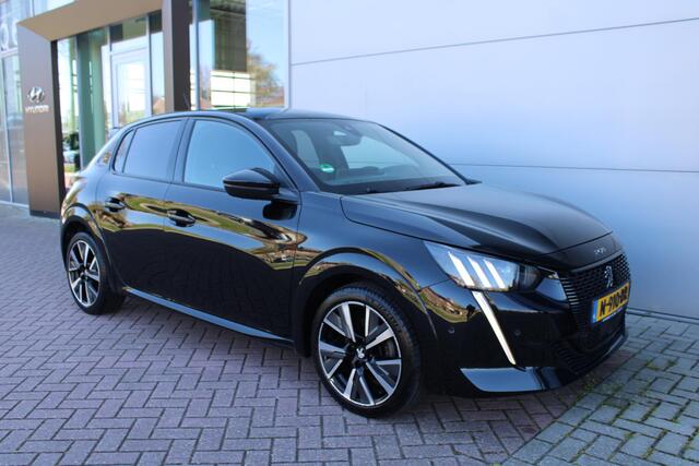 Peugeot 208 1.2 PureTech GT Automaat Panoramadak Airco Navi Camera Carplay Dealer onderhouden