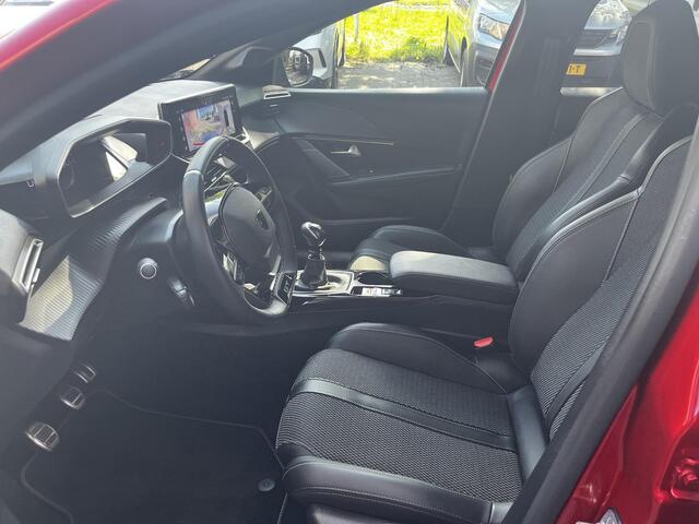 Peugeot 208 GT 1.2 Turbo 100pk | ADAPTIVE CRUISE | NAVI | 360° CAMERA | DODEHOEKBEW. | CLIMA | KEYLESS ENTRY | LEDER/STOF | DAB+ | ISOFIX |