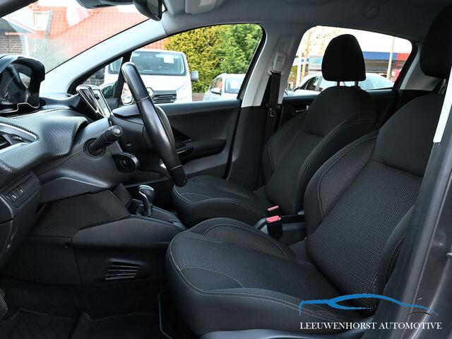 Peugeot 208 1.2 PureTech Tech Edition, AUTOMAAT, camera, clima, cruise, S/S, LED, 2 x PDC, LMV, NL-dealerauto