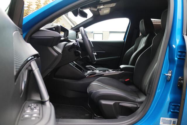 Peugeot 208 1.2 PureTech GT | Automaat | Weinig KM! |