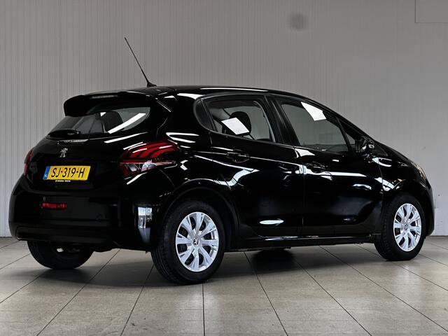 Peugeot 208 1.2 PureTech Active/ 5-Drs/ Navi/ Apple + android/ DAB+/ Airco/ Cruise/ Elek. pakket/ Isofix/ Bluetooth/ Multi. Stuur/ Mistl./ LED Dagrijverl.