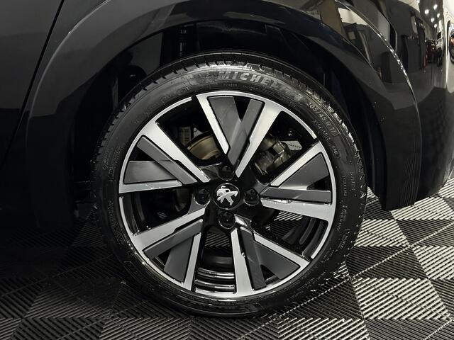 Peugeot 208 1.2 PureTech GT-Line Camera, Navi, Keyless start, Virtual desk, Cruise control, Half leder, Rijstrook correctie, Apple carplay