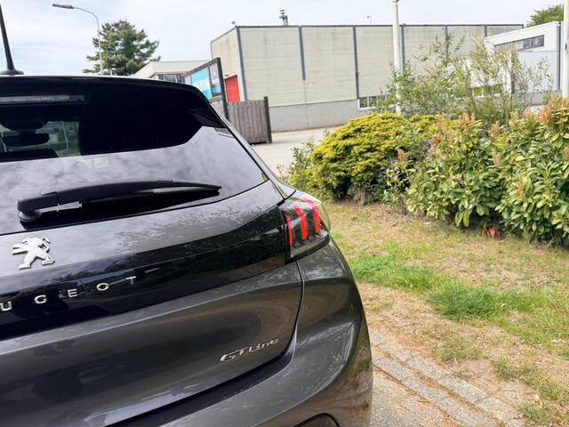 Peugeot 208 1.2 PureTech 102PK GT-LineoLederoCamera