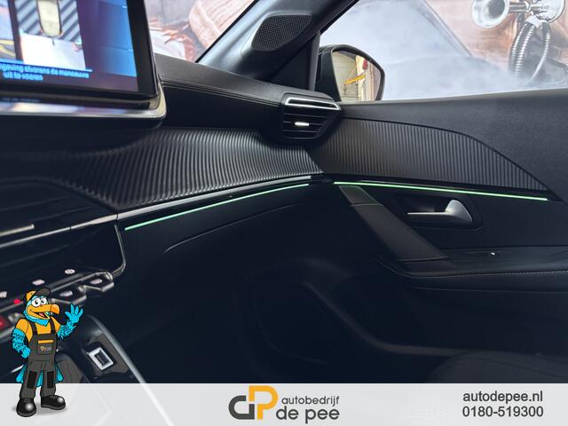 Peugeot 208 1.2 PureTech GT-LINE Allure Pack GARANTIE/GT-LINE/CRUISE/CLIMA/CARPLAY/TREKHAAK/CAMERA/LICHTMETAAL/KEYLESS rijklaarprijs!