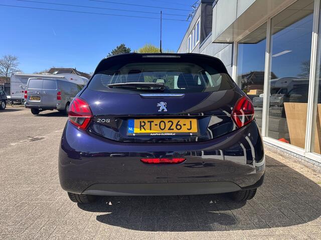 Peugeot 208 1.2 PureTech Blue Lease Executive Navi LM velgen Carplay ECC