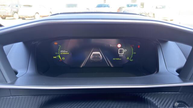 Peugeot 208 1.2 PureTech Allure Pack automaat - eerste eigenaar