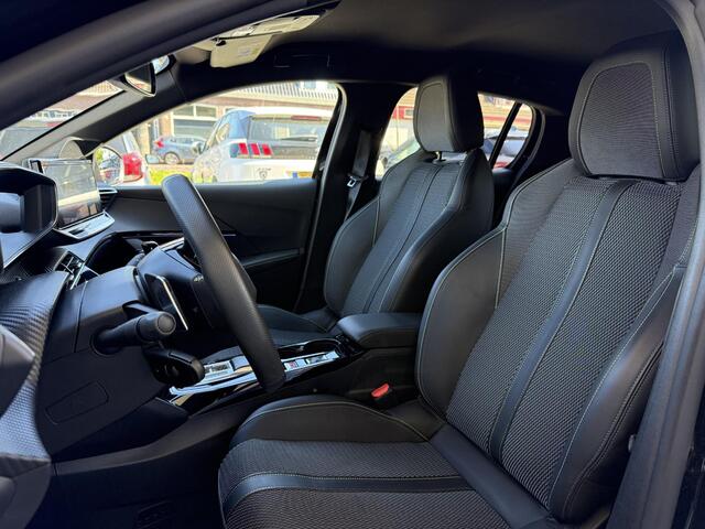 Peugeot 208 1.2 Hybrid 145 e-DCS6 GT | Climate & Cruise Control | Achteruitrijd Camera | AppleCarplay/Android Auto |