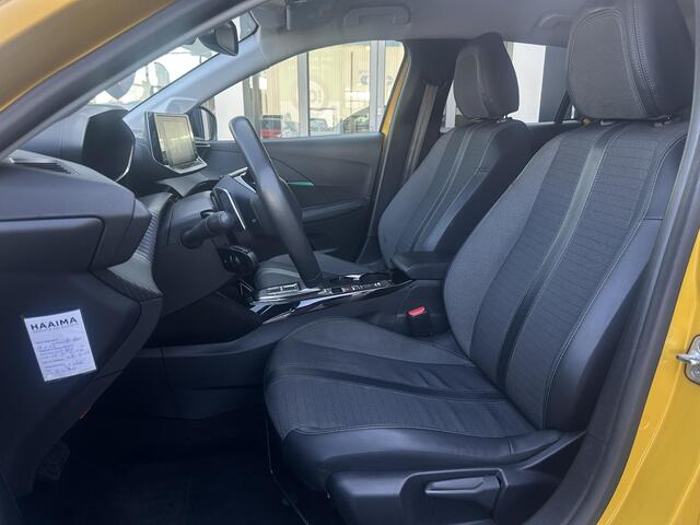 Peugeot 208 1.2 PureTech 100pk Allure | Automaat | Parkeercamera/-sensoren | Navigatie | Cruise Control | Climate Control | Full LED | Apple Carplay/Android Auto | DAB | Lichtmetalen velgen |