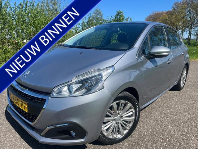 Peugeot 208 1.2 PureTech Blue Lease Allure