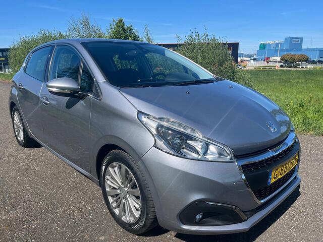 Peugeot 208 1.2 PureTech Blue Lease Allure