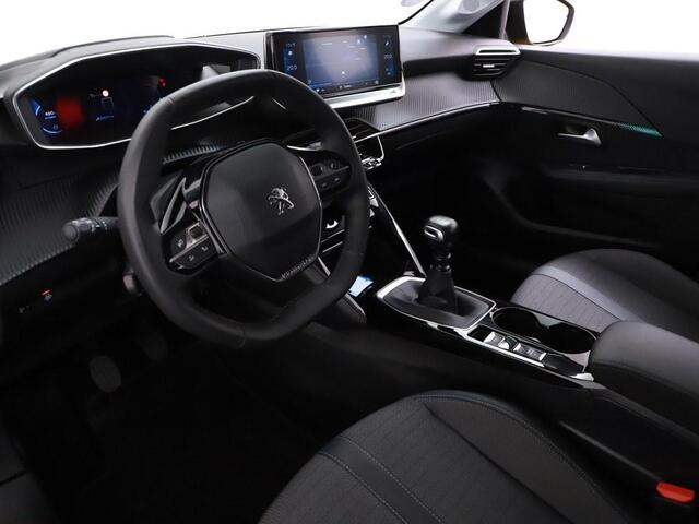 Peugeot 208 1.2T 100pk Allure Pack Camera/Nav/Ecc/CarPlay/ Keyless/H.Leder/