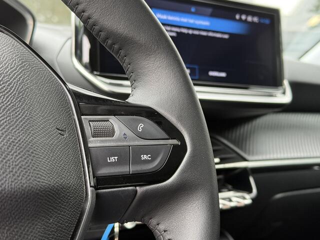 Peugeot 208 1.2 PureTech 100 Style l Navigatie l PDC l Carplay