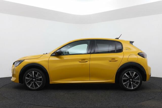 Peugeot 208 GT Pack 1.2 Puretech Pano l Keyless l Camera l Adaptive Cruise l