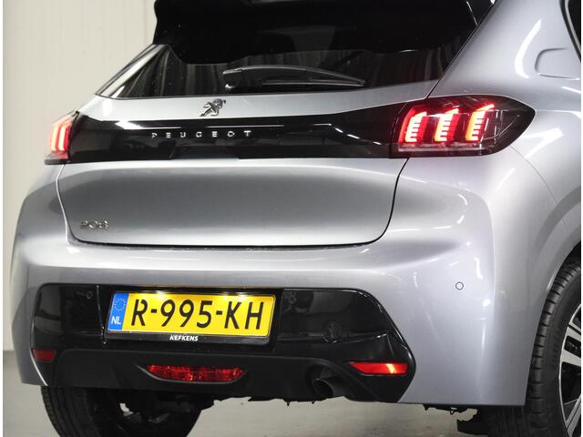 Peugeot 208 100PK Allure | 1ste eigenaar | Parkeersensoren | AppleCarPlay/AndroidAuto | Climate Control | Cruise Control | LED lampen | 16" LMV | AUTOMAAT | Isofix | Privacy Glass |