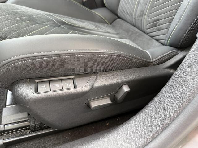 Peugeot 208 1.2 Hybrid 145 e-DCS6 GT | Elektr. verstelbare stoel | Alcantara interieur | Achteruitrijcamera | Full LED | Draadloos Apple Carplay