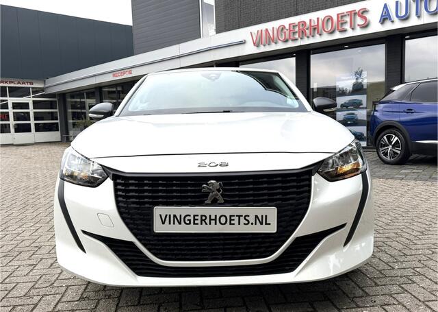 Peugeot 208 Benzine 5-deurs 1.2 * Airco * Cruise Control * DAB Radio * Wit * Vingerhoets; Vierde Generatie Eersteklas Service. Al meer dan 100 jaar een begrip in de Brabantse Kempen