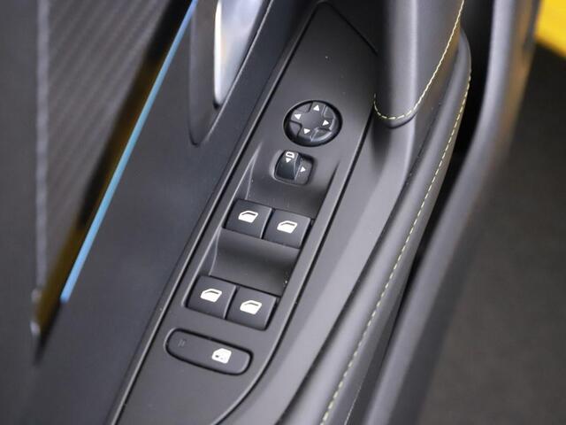 Peugeot 208 1.2T 100pk GT Pano/Nav/Camera/Led/Keyless/CarPlay/ H.Leder/Ecc/Sport.Stoelen