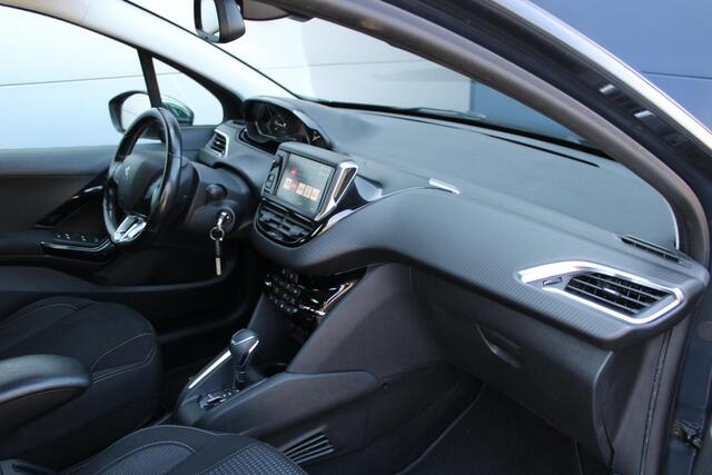 Peugeot 208 1.2 PureTech 110pk Allure Automaat Airco Navi Camera Perfect onderhouden