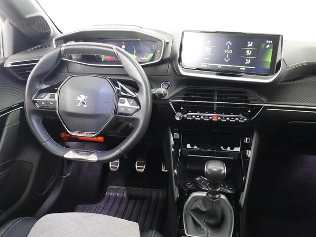 Peugeot 208 1.2 PureTech GT Pack . GARANTIE TOT 03-2031 . STOELVERWARMING . PANORAMA-DAK .