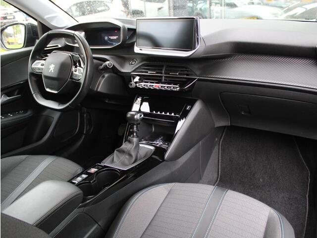 Peugeot 208 1.2 PureTech 100 Allure | Navi / Camera / Climate