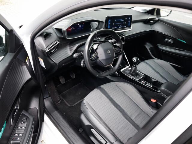 Peugeot 208 1.2 PureTech 100 Allure 1e-Eig. & Dealer-Onderh. BOVAG-Garantie. NL-Auto.