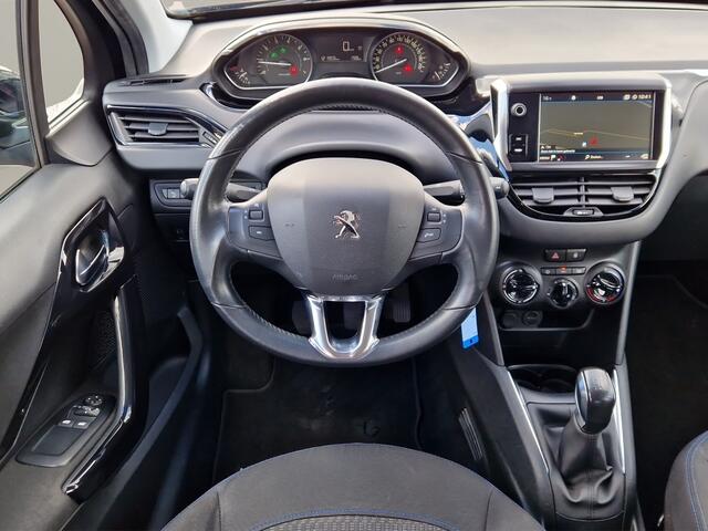 Peugeot 208 1.2PureTech Signature Carplay - Nieuwe distributieriem - NL Auto