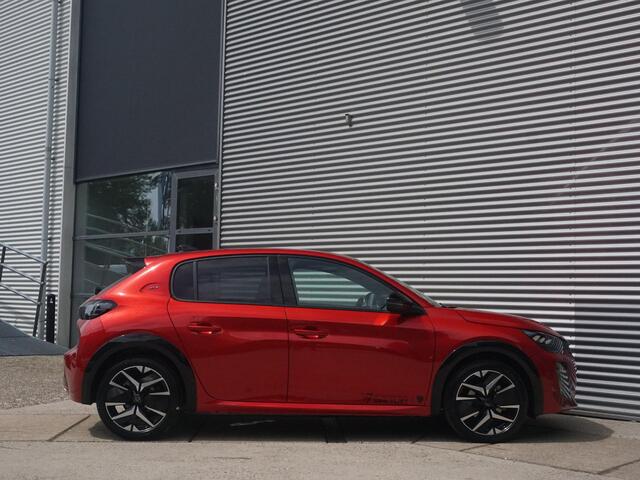 Peugeot 208 1.2 Hybrid 145 e-DCS6 GT Winterpakket