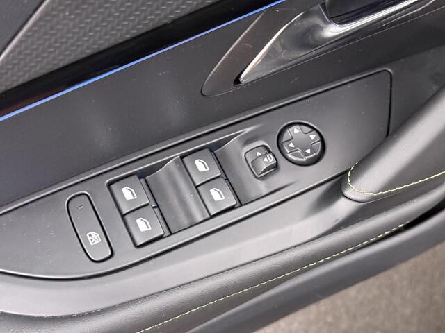 Peugeot 208 1.2T Hybrid 145pk Automaat GT 360.Camera/Nav/Led/ Ad.Cruise/CarPlay/Ecc/Sportstoelen