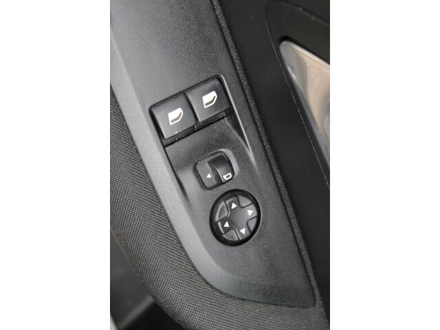 Peugeot 208 1.2 PureTech Blue Lease Active