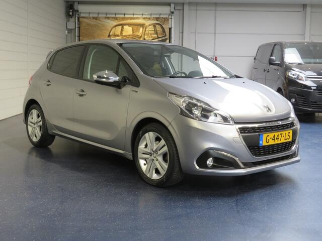 Peugeot 208 1.2 PureT. Signature