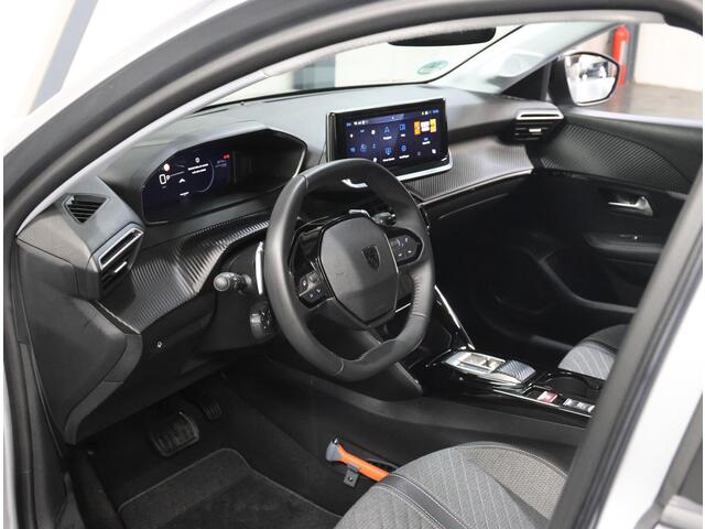 Peugeot 208 1.2 Hybrid 110PK e-DCS6 Allure | 1ste eigenaar | AppleCarplay/AndroidAuto | AUTOMAAT | Parkeersensoren | 360'Camera | FULL LED | Navigatie | Lederen Stuurwiel | Climate Control | Adaptief Cruise Control | 16" LMV | Isofix | Privacy Glass |