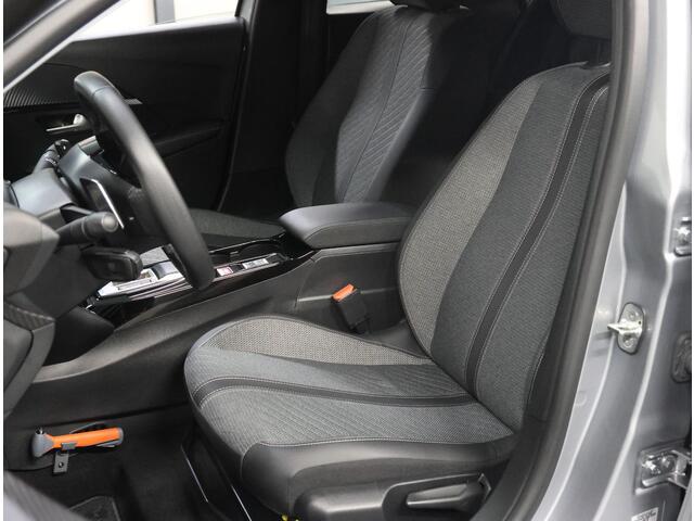 Peugeot 208 1.2 Hybrid 110PK e-DCS6 Allure | 1ste eigenaar | AppleCarplay/AndroidAuto | AUTOMAAT | Parkeersensoren | 360'Camera | FULL LED | Navigatie | Lederen Stuurwiel | Climate Control | Adaptief Cruise Control | 16" LMV | Isofix | Privacy Glass |