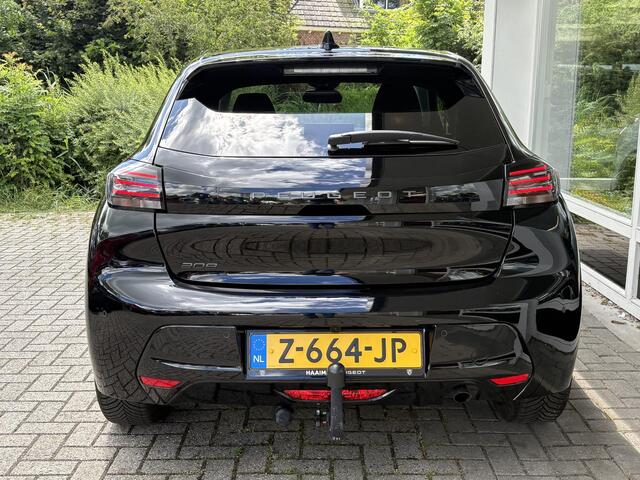 Peugeot 208 1.2T 100pk Allure | Achteruitrijcamera | Afneembare trekhaak | Navigatie | Adaptive Cruise | Climate Control