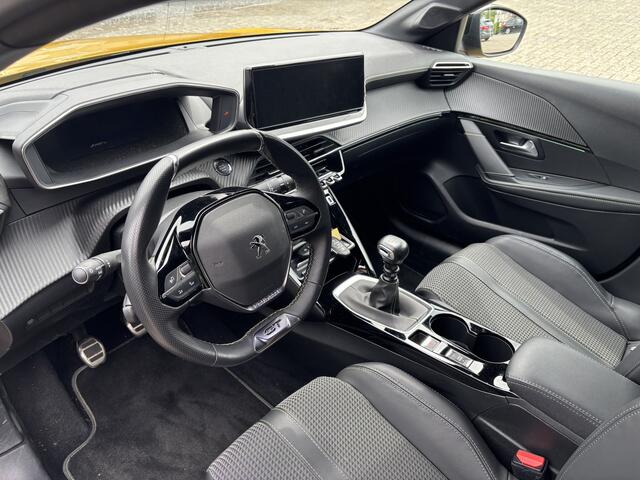 Peugeot 208 5DRS 1.2 GT Full LED / Carplay / Camera