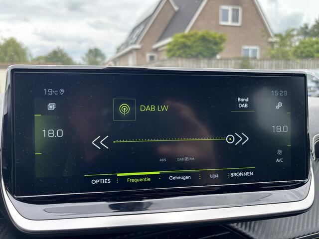 Peugeot 208 5DRS 1.2 GT Full LED / Carplay / Camera