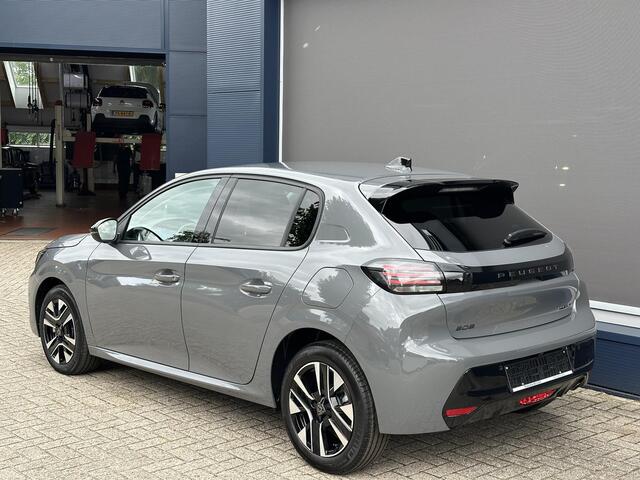 Peugeot 208 1.2 Hybrid 110 PK Allure Automaat | Hybride Automaat | Navigatie via Telefoon | Climate Control | Cruise Control | Parkeersensoren V+A | LED Verlichting | Draadloze Apple Carplay / Android Auto | 16" Lichtmetalen Velgen |