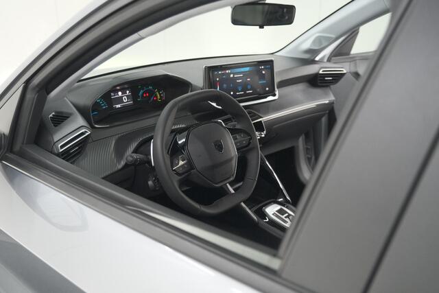 Peugeot 208 1.2 Hybrid 110 e-DCS6 Style | Parkeersensoren | Apple Carplay | Cruise Control | Navigatie